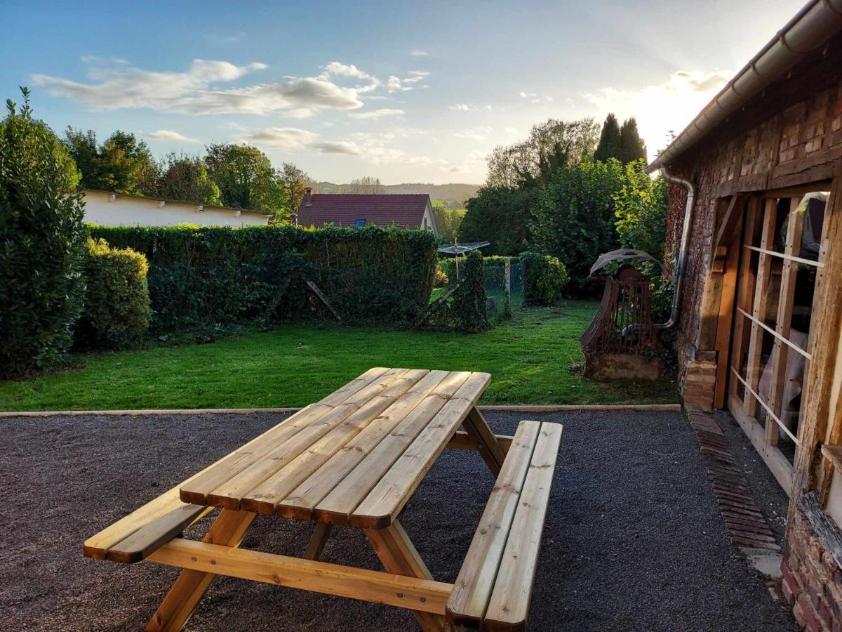 Le Refuge De Normandie Avec Spa Et Cheminee Mesnieres-en-Bray Exterior foto